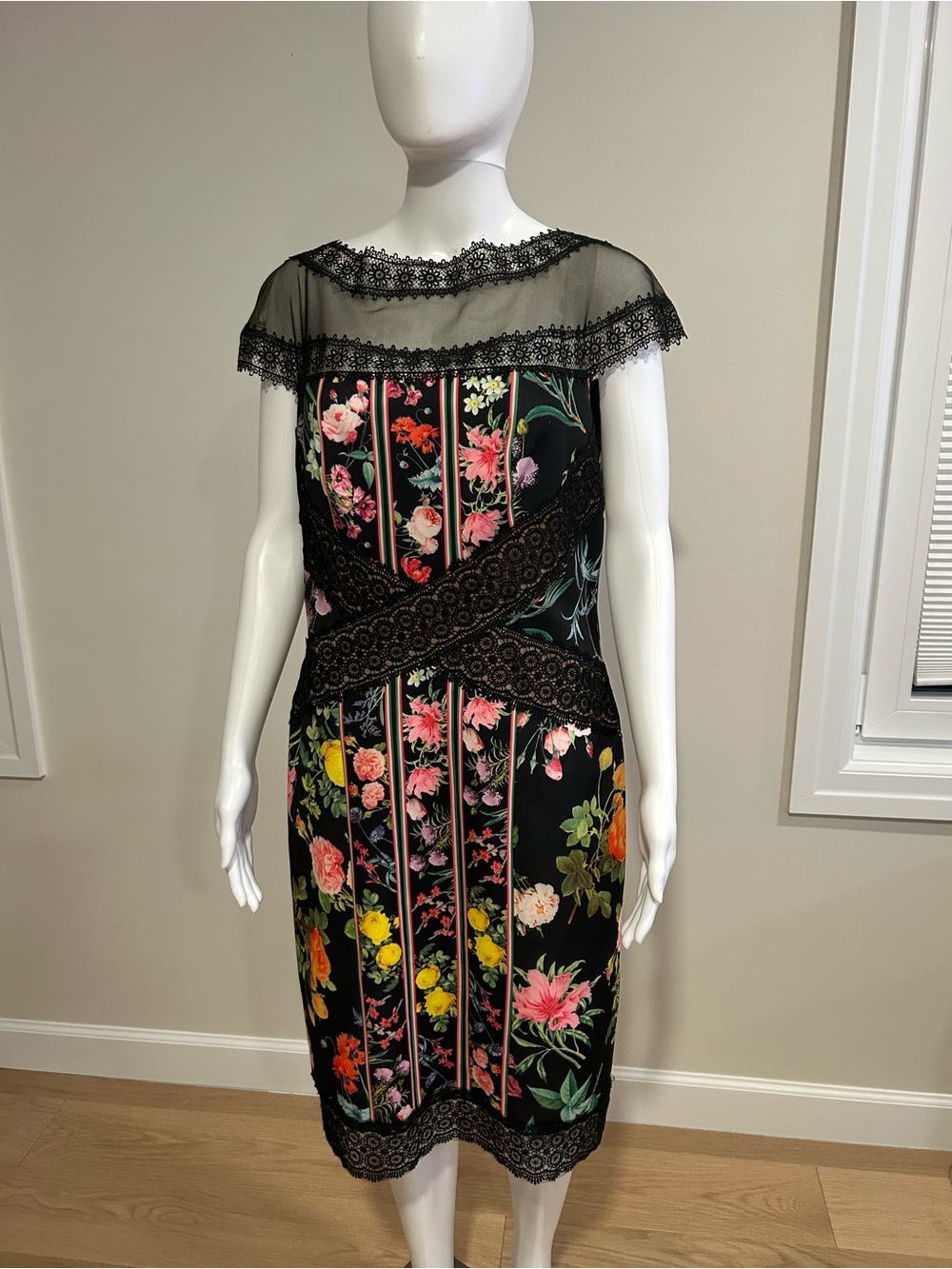 Tadashi Shoji Anais Floral Lace Sheath Dress Black Multicolor